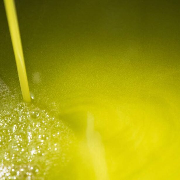 Do you prefer golden or green extra virgin olive oil?